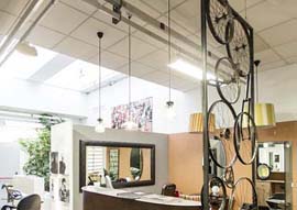 LO SHOW ROOM